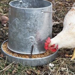 Farmers' Helper UltraKibble Poultry Treats 13 Farmers' Helper UltraKibble Poultry Treats -Meadow Farm 222122 PT4. AC SS1800 V1647904926