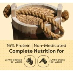 Scratch And Peck Feeds Organic Layer With Corn 16% Protein Grain Poultry Feed -Meadow Farm 239978 PT4. AC SS1800 V1665669507