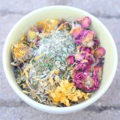 Pampered Chicken Mama Best Eggs Ever Poultry Nesting Box Herbs -Meadow Farm 286251 PT3. AC SS1800 V1620788864