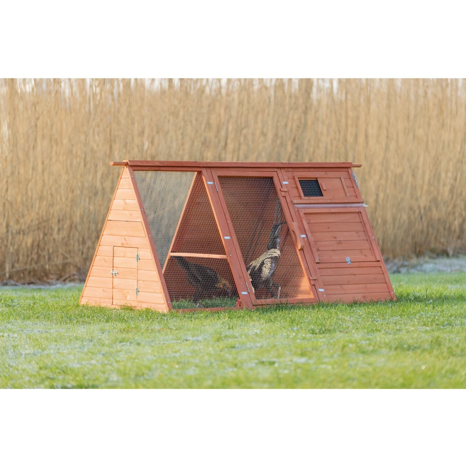 TRIXIE Mobile A-Frame Chicken Coop & Run 2 TRIXIE Mobile A-Frame Chicken Coop & Run - Image 2