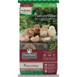 Nutrena NatureWise Chick Starter Grower 18% Protein Crumble Chicken Feed