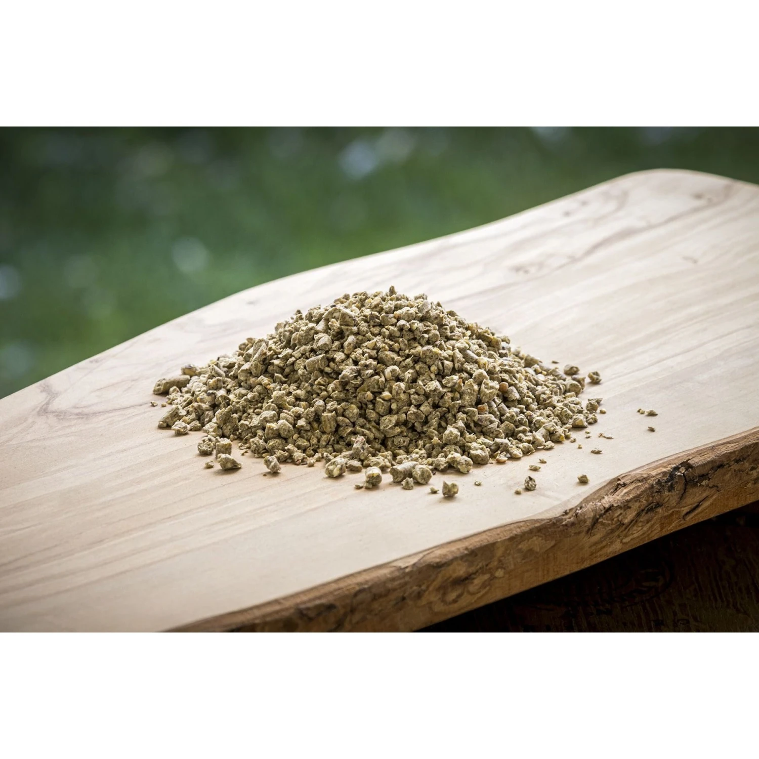 Modesto Milling Organic Non Soy & Non Corn Chick Starter-Grower 22% Protein Crumbles Chicken Food 2 Modesto Milling Organic Non Soy & Non Corn Chick Starter-Grower 22% Protein Crumbles Chicken Food - Image 2