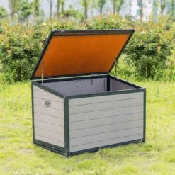 Win World Free-Range Chicken Coop, 2 To 4 Chicken Capacity -Meadow Farm 992382 PT6. AC SS1800 V1700599344